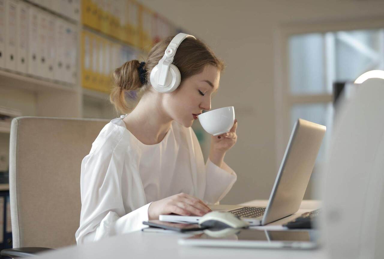 QA tester using MultiField Copycat browser extension